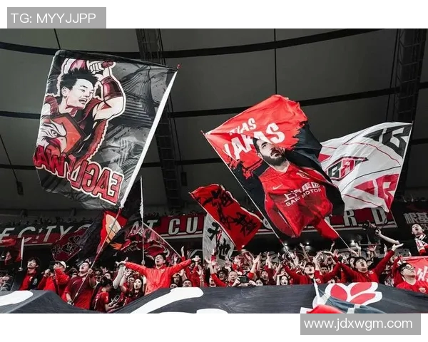 纹足球明星的粉丝如何通过艺术表达对偶像的热爱与追随