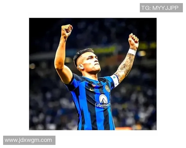 足球明星神相拟揭秘他们的独特魅力与场上风采的完美结合